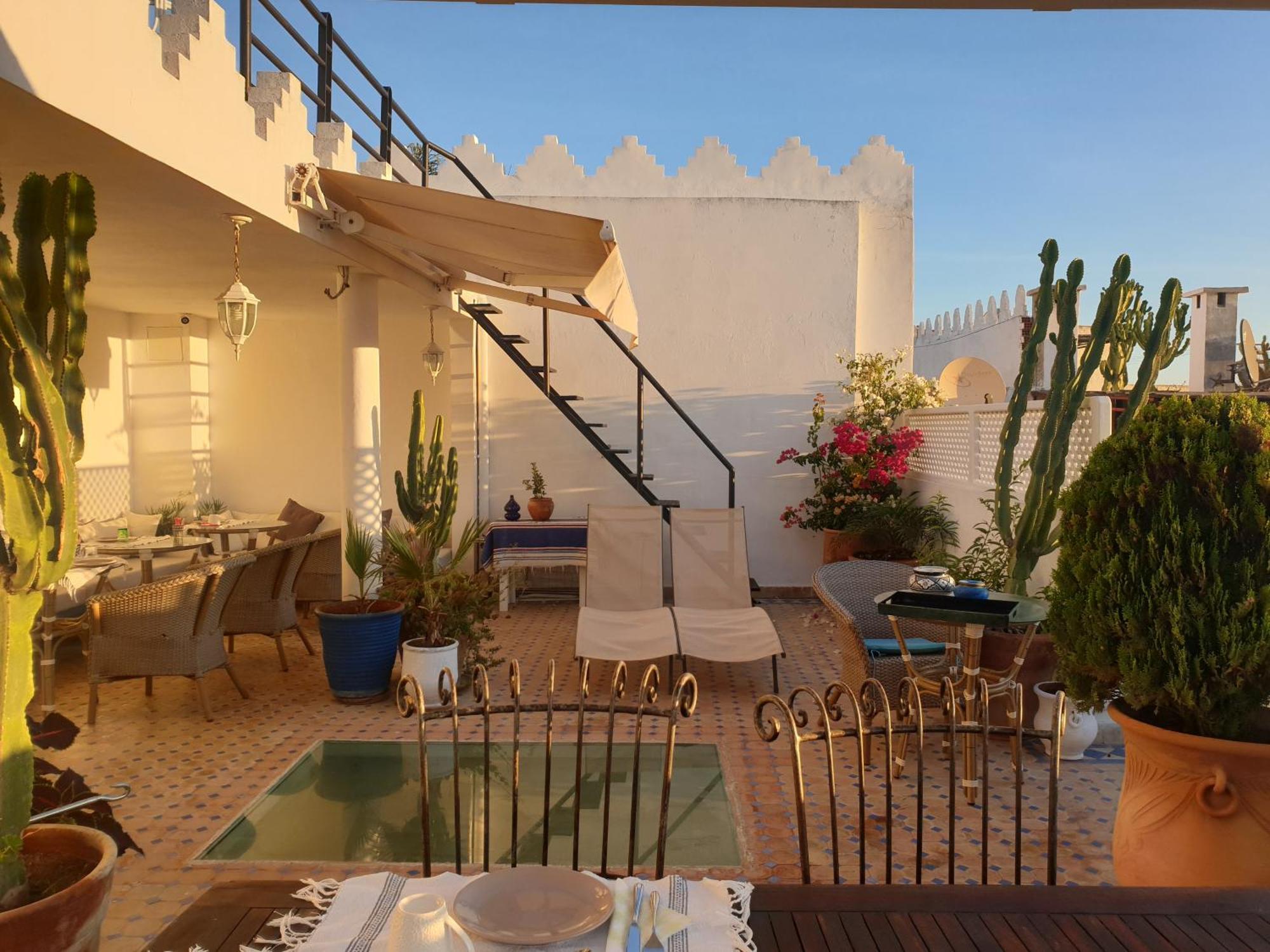 Dar Sami, Riad Bab Kasbah Танжер Екстериор снимка